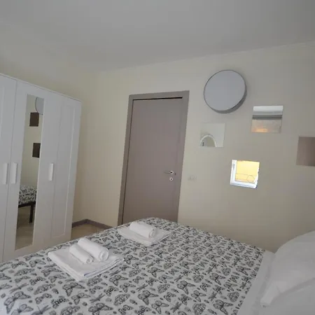 Varennahouse Apartment *