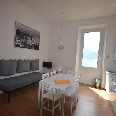 Apartment Varennahouse Varenna